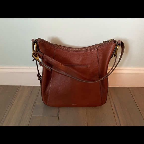 Fossil hobo purse. Leather with side zip pocket. - Picture 2 of 2